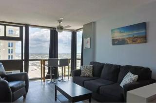 Top floor corner oceanview panoramic studio w/pool - 9