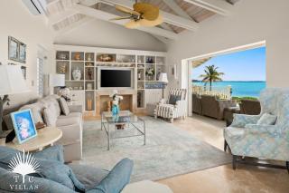 Turtle Beach 5BR Snorkeling Kayaks & Family Entertainment - 1