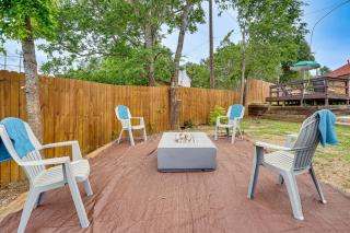 3 Mi to Six Flags! Family Getaway w/ Outdoor Oasis - 7