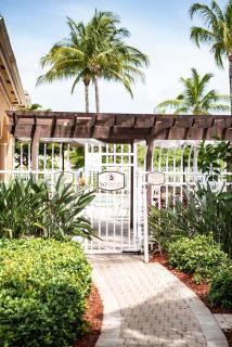 Fort Myers Lakeside Retreat Pool, Hot Tub & Beaches - 3