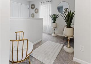 Luxe 4BR Townhome with Entertainment Area -10 mins from Airport - Morrow - 5