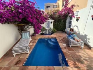 VILLA AMIRA ,sea and mountains panoramic views ,pistas de golf Marbella estepona - 9