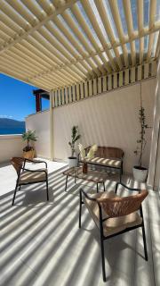TreA Rooftop Beachfront Jacuzzi & Seaview Suites - 3