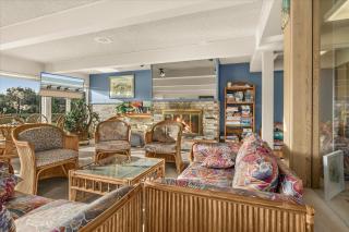 Ocean View Family Suite for 6 - Pool and Hot Tub - 4