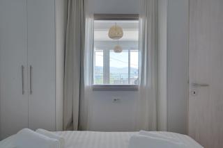 Seaview Serenity Luxurious apartment - 2