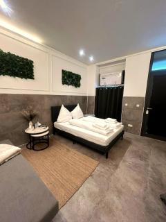 Oasis Apartment in Central Berlin with Aircondition by WeinbergPark - 5
