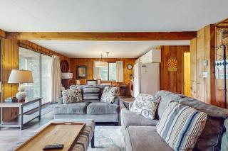 Ski Haus Retreat - Unit A - 4