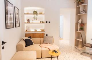 Secret Spot Hideout - 2 bedroom, free parking - 9