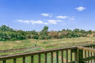 Pet-Friendly Suite With A Kitchen Pool and Spa - 3