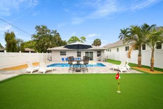 The Club at Naples Park Pool, Bocce & Putting Green - 9