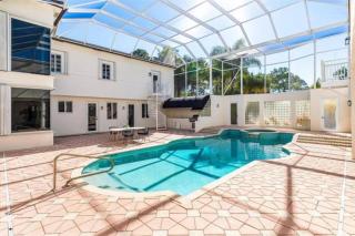 Casa Parkland Private Resort Courtyard Pool - 7