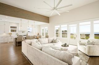 Wave On Wave home - 9