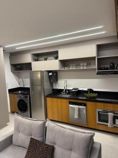 Luxuoso Apartamento Com sacada 26 Gyro Vaca Brava - 4