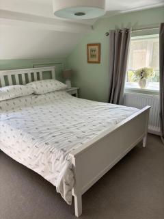 Brook Lodge, One bed house in AONB Dorset with swimming pool - 2