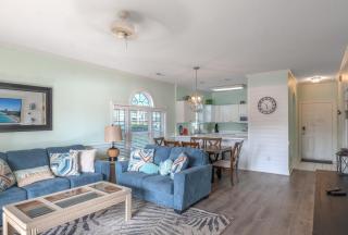 Ground Floor Condo 2 bed 2 bath Riverwalk at Arrowhead Country Club Unit 104 - 9