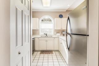 Third Floor 2 Bedroom Condo-Golf Course Views! Magnolia Place 301 - Sleeps 6 guests! - 5
