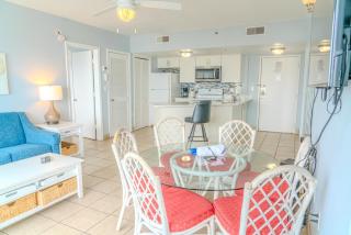 Ocean View 2 Bedroom Condo- Sleeps 6! Palace 1407 - 1