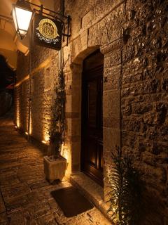 Alchemist Inn - 0