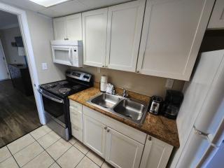 Direct Oceanfront 1 Bedroom with Stunning Views! Caravelle 841 - 5