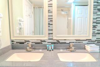 Stunning Oceanfront Condo with Incredible Amenities- Beach Colony 903 - 8