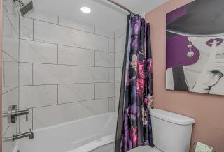 Immaculate Ocean View Double Queen Suite! Beautifully Upgraded!-Grande Cayman Unit 316 - 8