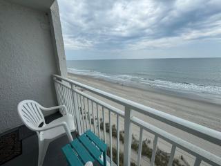 Recently Renovated Oceanfront Double Full Suite! Sea Mist 20909- Sleeps 2-4 Guests! - 0