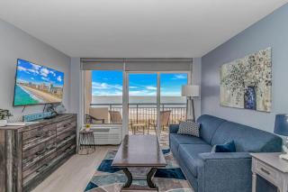 Oceanfront 1 Bedroom 2 Bath Suite Boardwalk 439 - 0