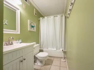 A Place at the Beach 406 - 6