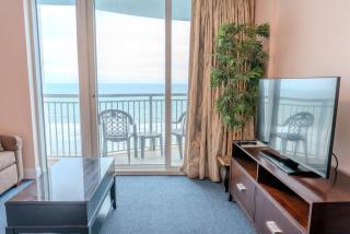 Towers On The Grove 724 Direct Oceanfront Suite Sleeps 6 guests - 9