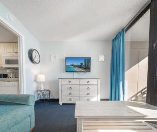 Oceanfront 1 bedroom - Sand Dunes 1129 - Sleeps 6! - 4