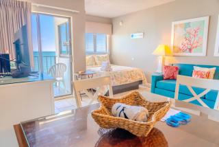 Stunning Studio with Impeccable Oceanfront Views! Beautifully Updated - Palace Resort 1202 - 8