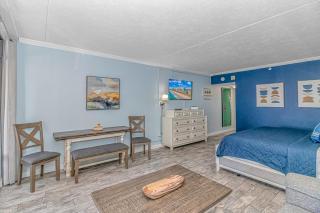 Immaculate Ocean View King Suite!- Grande Cayman Resort Unit 437 - Sleeps 4 Guests! - 1