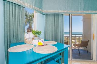 Beautiful Condo! Direct Oceanfront - 1 bedroom, 1 bath - Atlantica 200 - 7