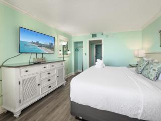 2 Story Direct Oceanfront Penthouse- Sandy Beach Resort 1116- Sleeps 6! - 9
