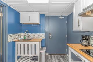 Sleek and Modern Oceanfront Condo - 6th Floor- Sand Dunes 2635 - 1