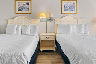 Ocean View Double Queen Suite! Perfect for 4 Guests! Sea Mist 51112 - 9