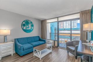 Immaculate! LED Fireplace - Renovated King Suite - Sleeps 4! - Landmark Resort 1508 - 1