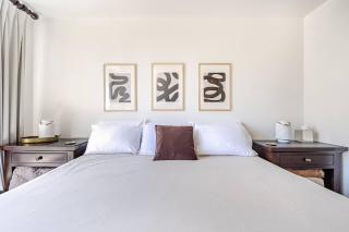 Stylish King West Condo Near FIFA & BMO Field - 6