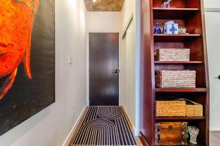 Stylish King West Condo Near FIFA & BMO Field - 1