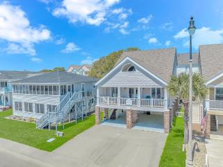 Stunning and Spacious 3 Bedroom House with Fireplace! Steps From the Ocean- Memory at the Sea! - 8