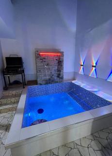 Departamento amoblado con piscina - 2
