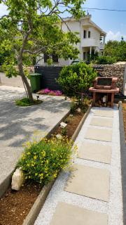 Vacation home with garden - 9
