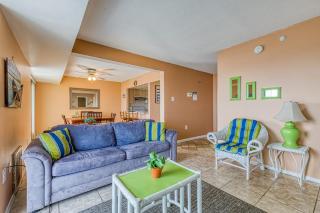 9400 Unit 1608 - 6