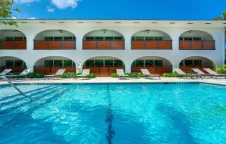 Casa Luz - Sunlit Boca Pool Retreat - 8