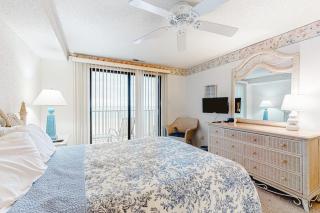 Sandy Square 404 - 2