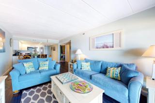 Pelican Beach 304 - 0