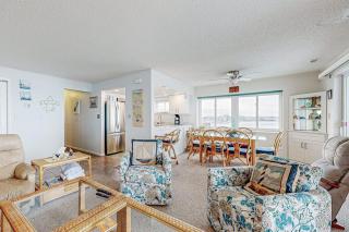 Thunder Island 25A - 7