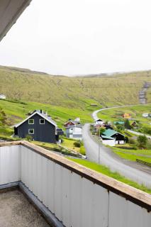 Grand Fjordview Villa - Sleeps 15 & 3 Baths - 7