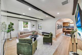 Gorgeous House W/ Pool, Fire Pit, & Pool Table! - 4