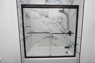 Stylish brand new 3BR Near West Loop and Fulton Market - 5